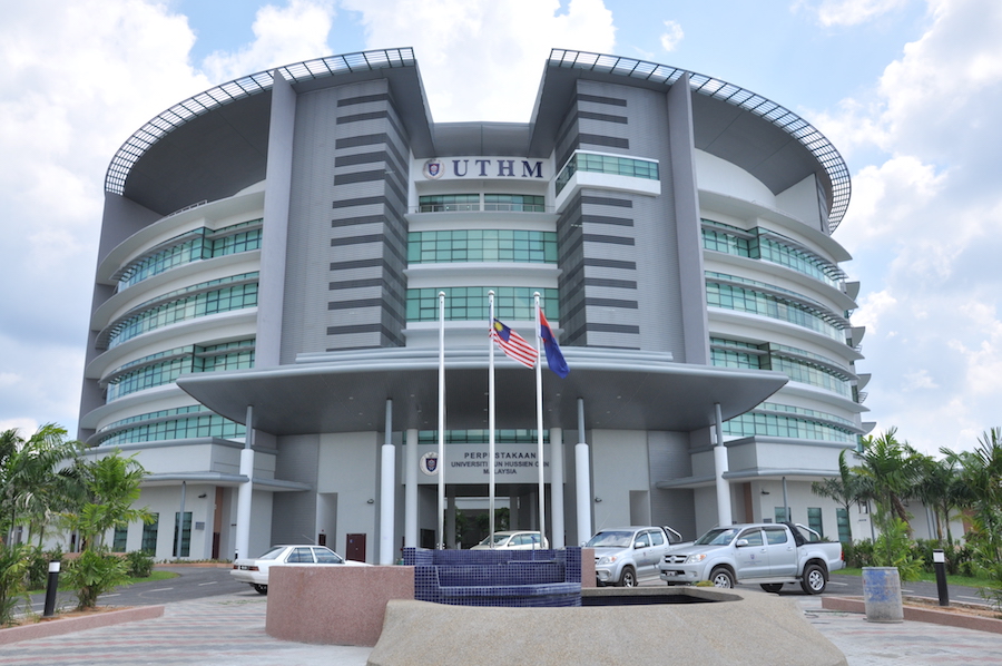 جامعة uthm الماليزية
